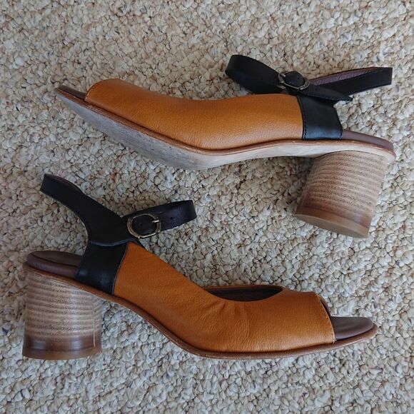 Lilimill Tan and Black two toned open toe Sandals with ankle strap size 38 - Picture 2 of 12